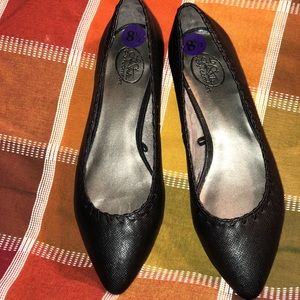 Woman’s Black flats Size 8.5